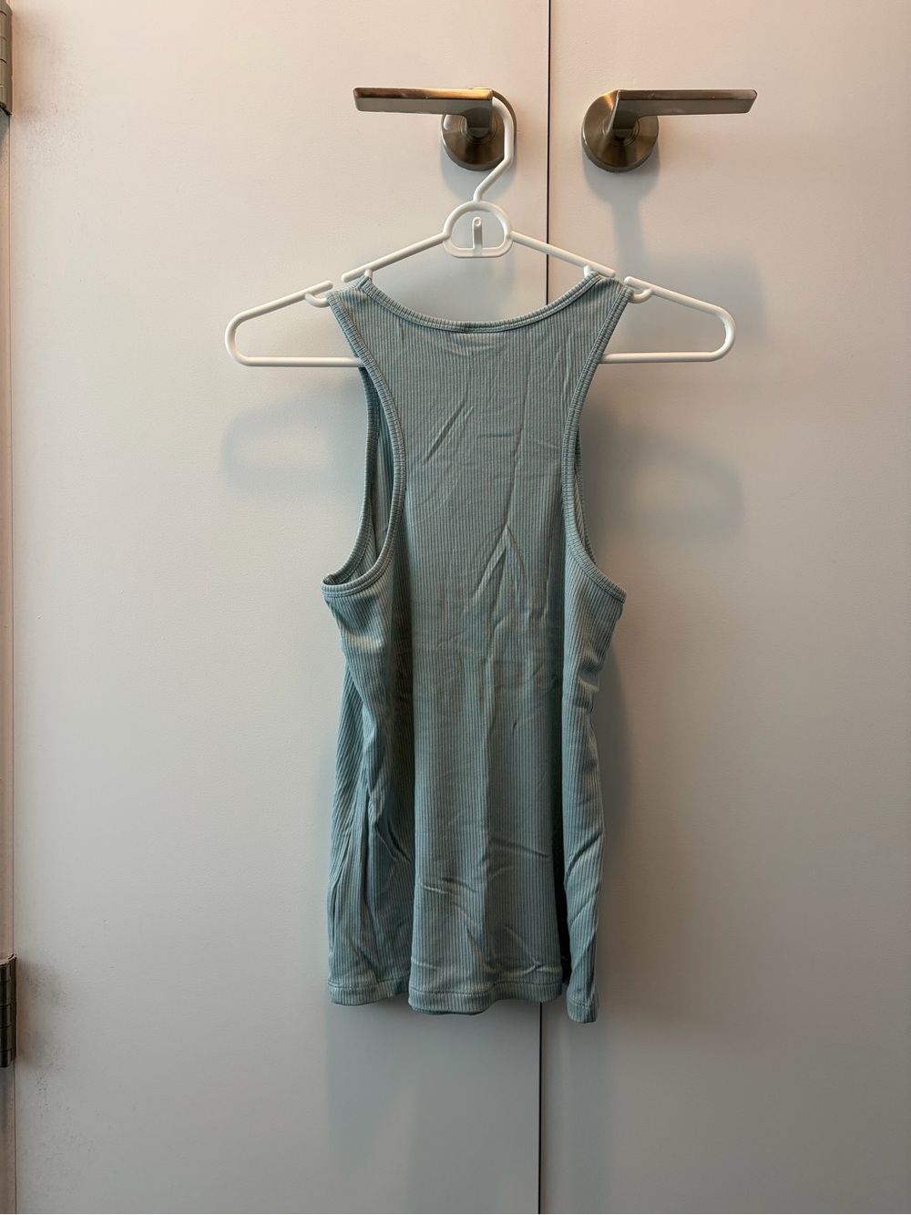 H&M Ribbed Sleeveless Tank Top - Picture 2 of 3